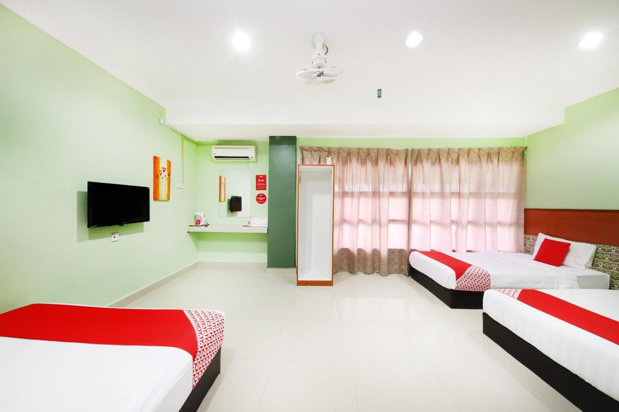 Super Oyo 720 Corridor Hotel 2 Pekan Dış mekan fotoğraf