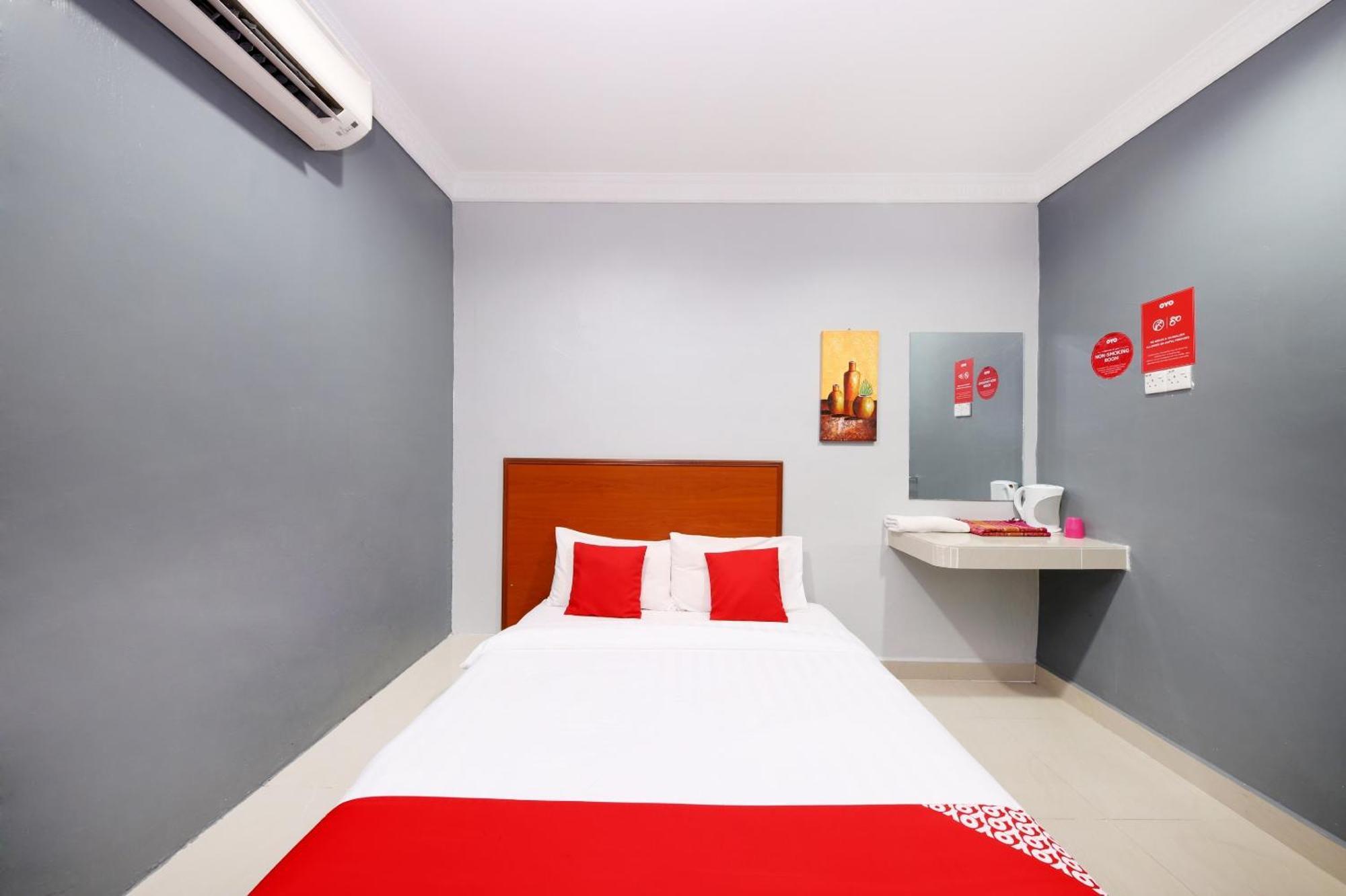 Super Oyo 720 Corridor Hotel 2 Pekan Dış mekan fotoğraf